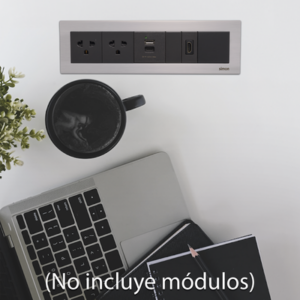 Caja de Escritorio para Módulos / Capacidad 4 Módulos K45 / Aluminio Anodizado / Salida Posterior de Cables / 54×225×54 mm