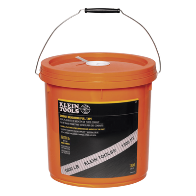 Cinta de Tracción Plana Prelubricada / 396 m (1300 pies) / Resistencia 816 kg / Cubeta con Tapa