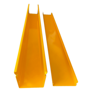 Tramo Recto de Aluminio para Fibra Óptica / 4" x 4" / 1.52 m (4.99 ft) / Pintura Epóxica / Con Tapa y Accesorios