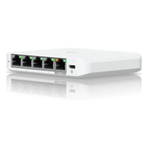 Switch administrable / 5 puertos 2.5G / PoE o USB-C / 25 Gbps / Compacto 4.6 x 3.5 x 0.8'