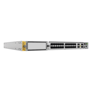 Switch Stackeable Capa 3 / 24 x SFP+ 10G / 4 x QSFP+/QSFP28 40G/100G / 1 Bahía Expansión XEM / TAA