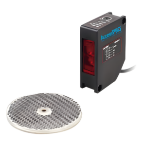 Detector Fotoeléctrico / Alcance 16 m (52.5 ft) / IP65 / Salida Relevador 30 VCC @ 1 A / Tiempo de Respuesta < 20 ms / LED de Alineación