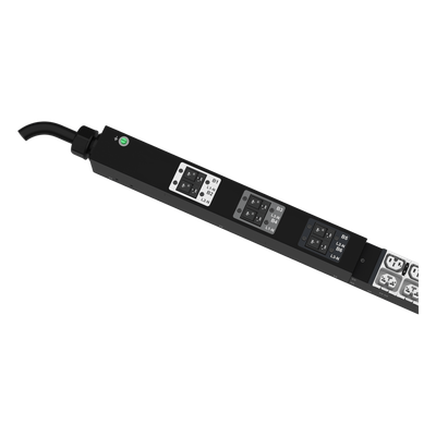 PDU Monitoreable y Switchable / 48 Salidas C13/C15/C19/C21 / Entrada IEC 60309 3P+N+E 6h 30A/32A / 240 Vca / Instalación Vertical